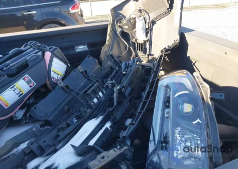 2024 Honda Ridgeline Black Edition z USA, uszkodzony, nr VIN 5FPYK3F88RB030462